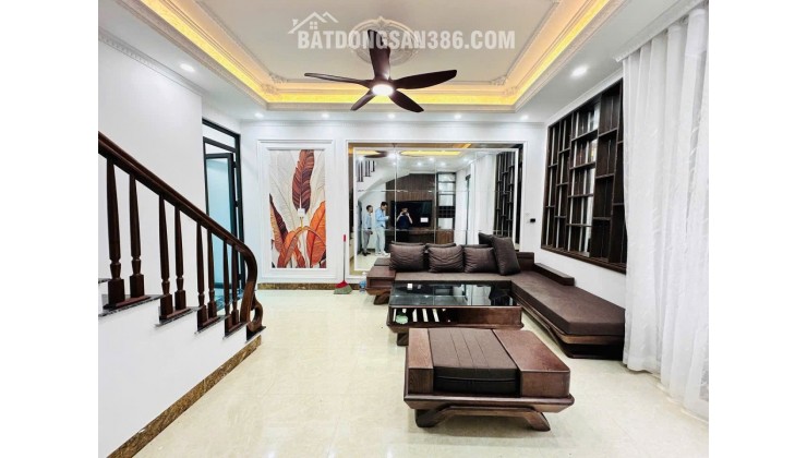 BÁN NHÀ CẦU GIẤY - BA GÁC ĐỖ CỬA, 41M2 - 6 TẦNG ĐẸP, FULL NỘI THẤT, GIÁ 9,8 TỶ